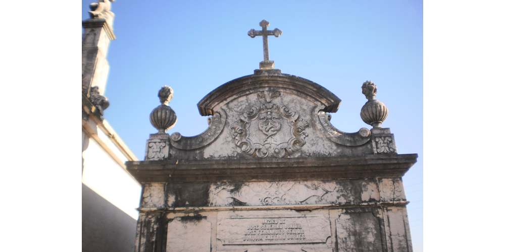 Cemitério Paroquial de São Julião do Tojal